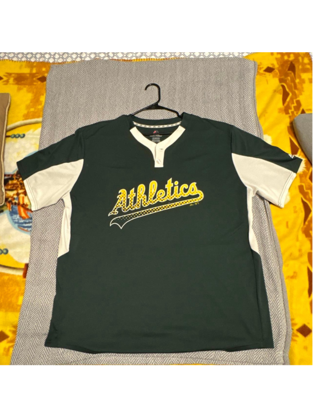 Oakland Athletics green baseball jersey #MLB #baseball
Cool base/climate cool/dr